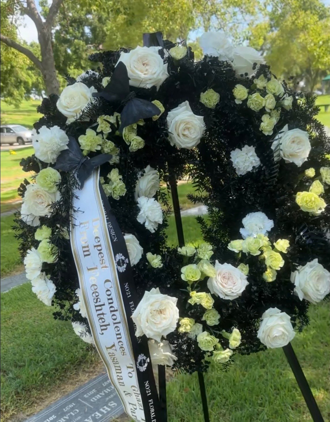 Midnight Elegance Standing Wreath