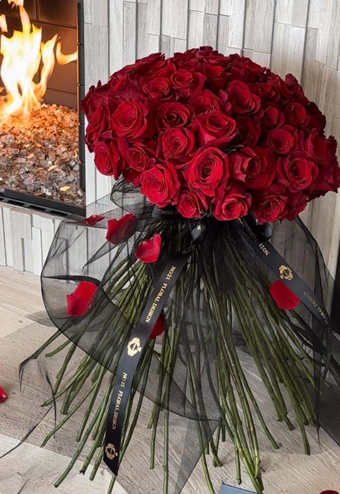 Long-Stem Rose Bouquet